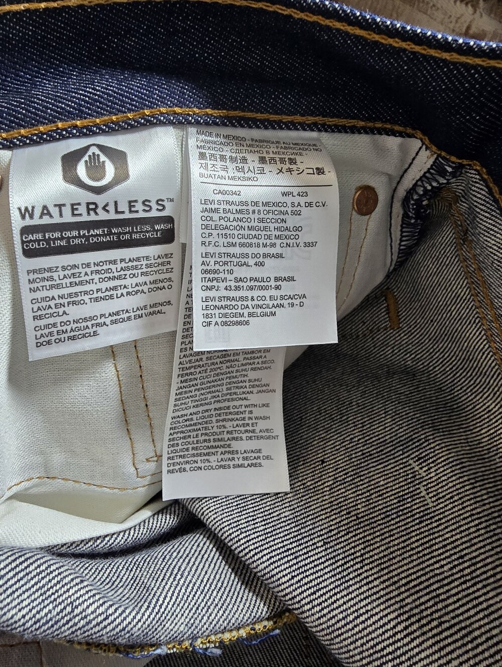 Levi’s 501 Original Shrink-to-Fit Rigid Jeans Men 36x38 Straight Leg NWT - Picture 2 of 4